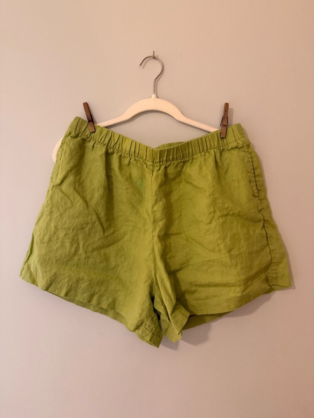H&M Linen Chartreuse Green Shorts with Pockets